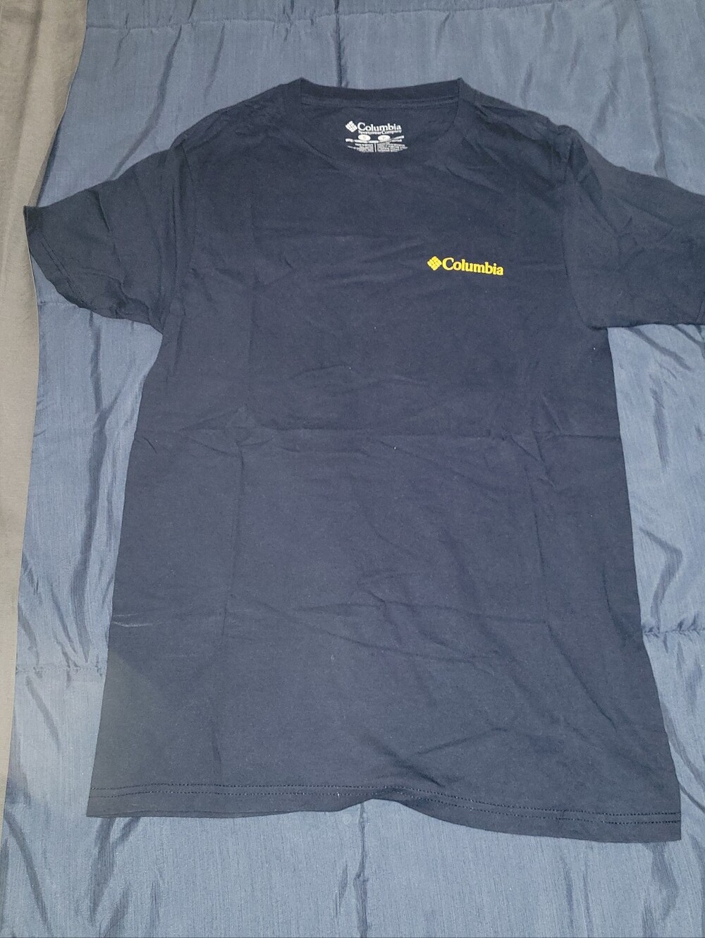 Columbia Navy T-Shirt with Yellow Logo Sz S and Mixed Short Sets Sz 29' - 32' - Picture 2 of 16